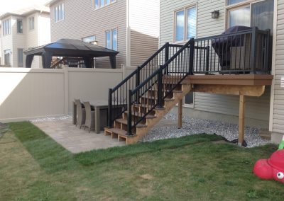 deck and patio interlock